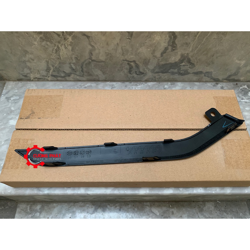 Ốp viền cản trước Mitsubishi Xpander 6400H357XA, 6400H358XA