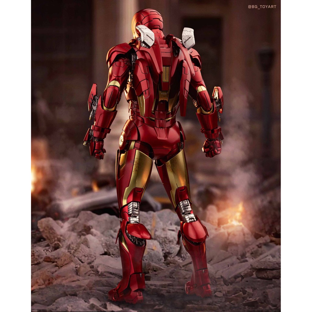 Mô hình Hot Toys iron Man Mark VII Diecast 1/6