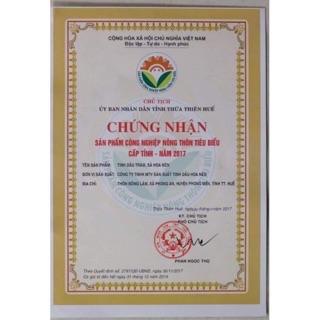 Tinh dầu tràm hoa nén huế