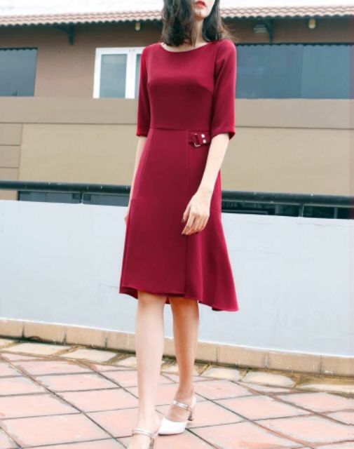 Đầm Ck dáng xòe xẻ tà