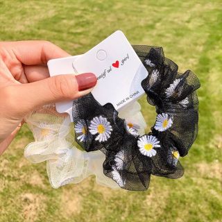 (Hình thật) Cột tóc buộc tóc Daisy Scrunchies
