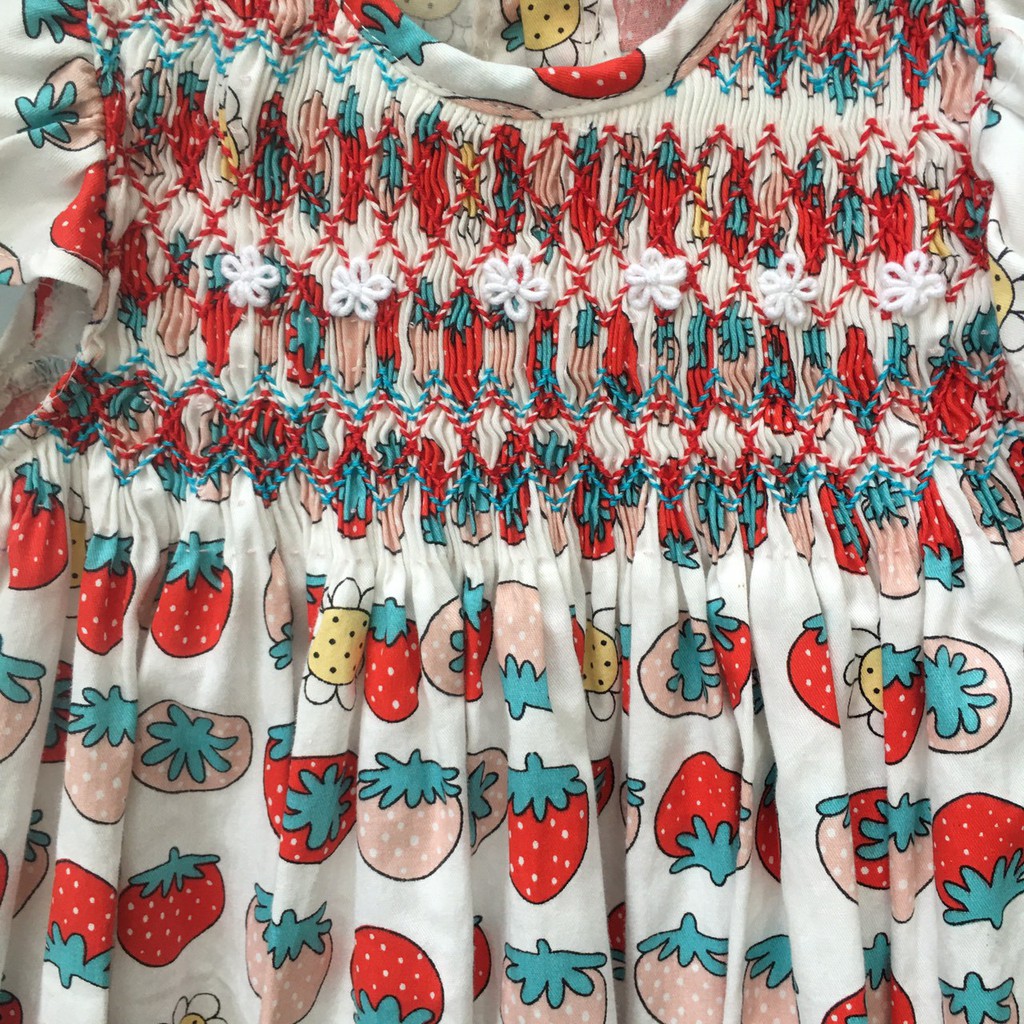 ĐẦM SMOCK QUẢ DÂU TO