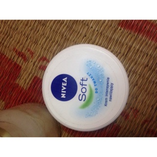 Kem dưỡng ẩm Nivea soft 200ml