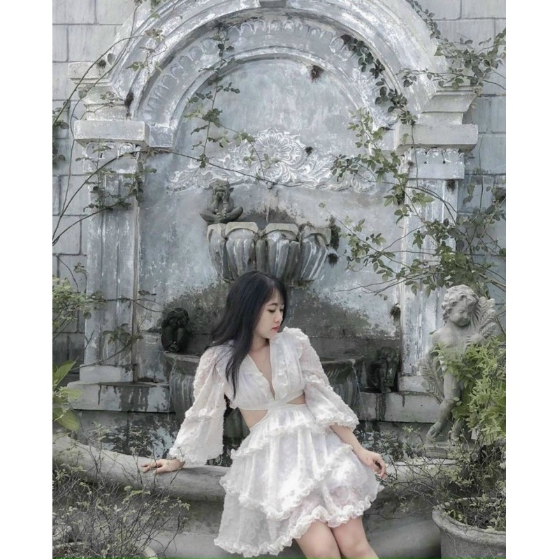 ĐẦM TRẮNG XOÈ TAY DÀI HỞ LƯNG 💐