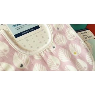Yếm xô cúc bấm Muslin Tree cho bé