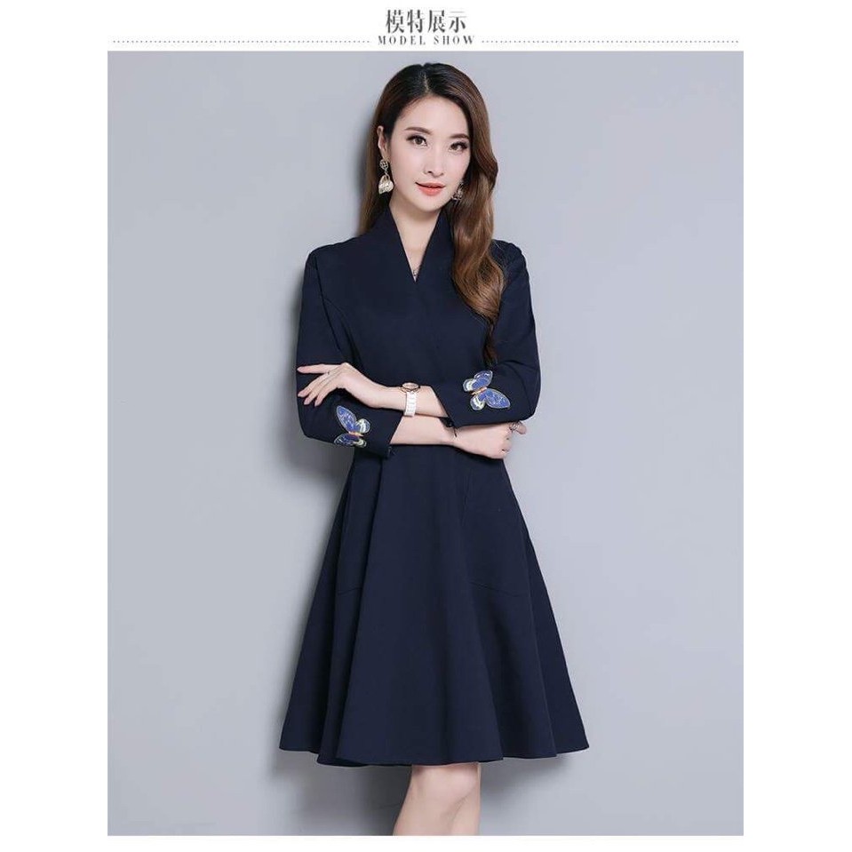 Đầm xòe thêu bướm tay áo D0694