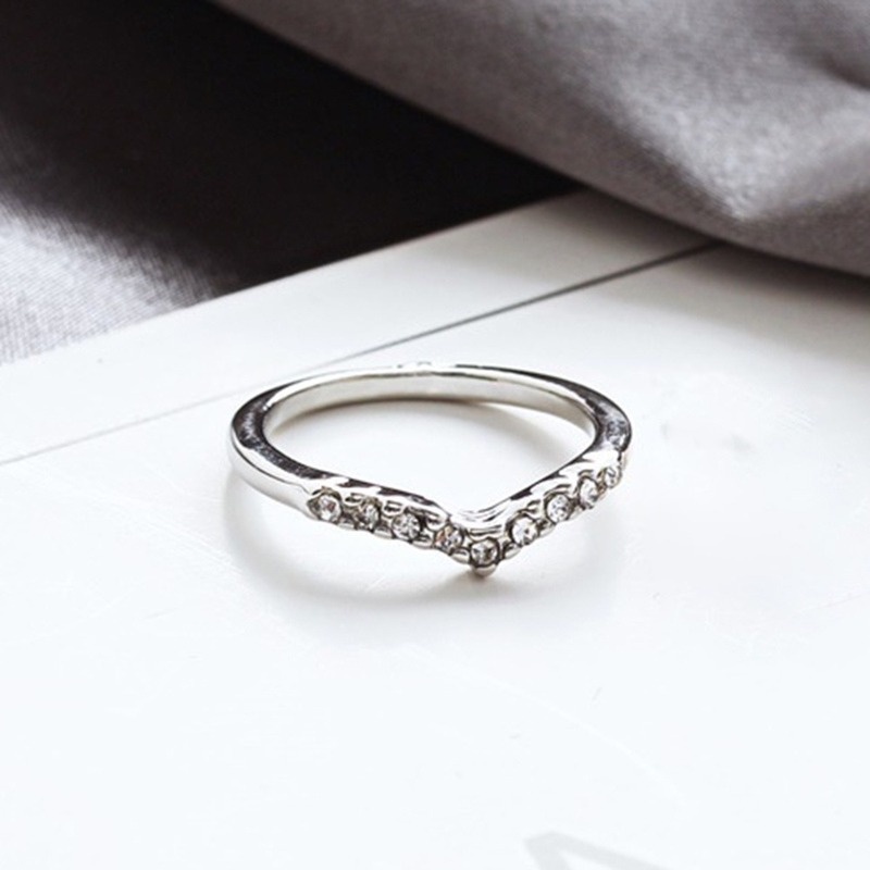 Nhẫn Kim Cương Hình Chữ V Lấp Lánh Đơn Giản Thời Trang Cho Nữ