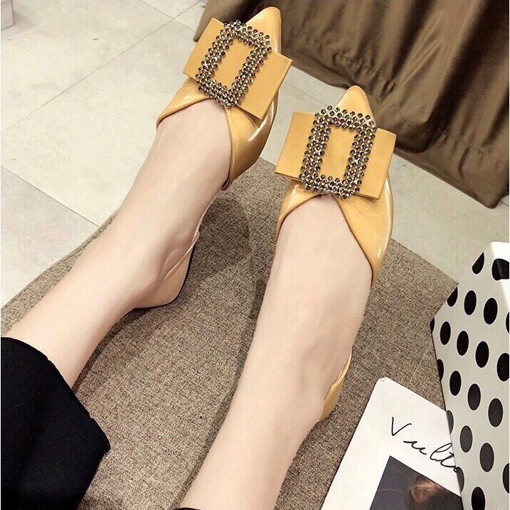Giày búp bê nữ thời trang, sục nữ mang êm chân da bóng mũi nhọn chuẩn size từ 35-40 gót cao 2p màu vàng | BigBuy360 - bigbuy360.vn