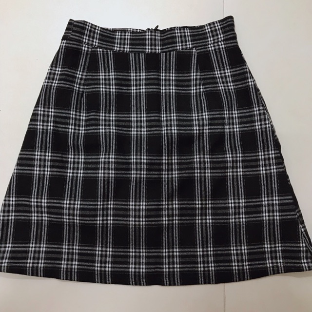 Pass Chân váy caro 1994 closet