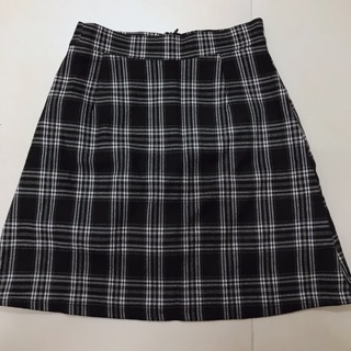 Pass Chân váy caro 1994 closet