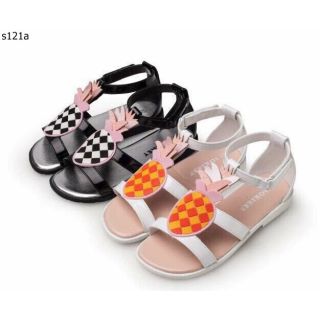 Dép sandal bé gái quả dứa dư xịn