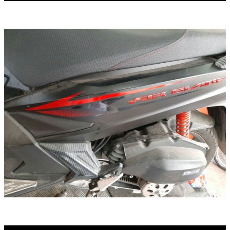 Tem balack bên yếm airblade đen mờ 2019 chính hãng honda