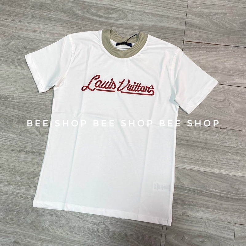 Áo Thun Nam LV Chữ Thêu Bo Chun Viền Cổ Form Unisex - Áo Phông Nam Nữ Cổ Tròn Cao Cấp Y22 - Bee Shop
