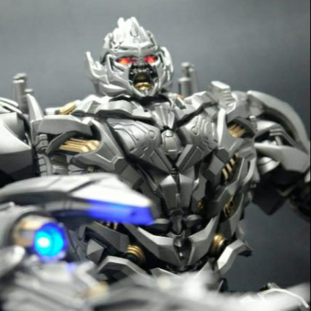 Mô hình Megatron - Black Mamba LS06/06S