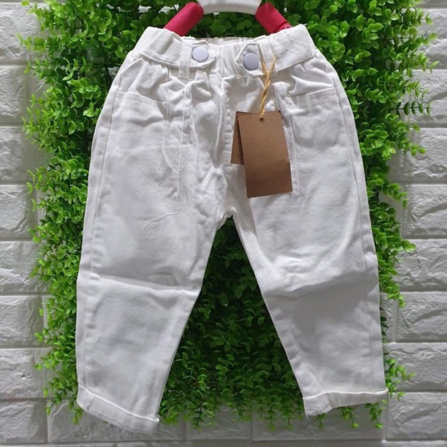 Quần kaki trắng cho bé trai gái