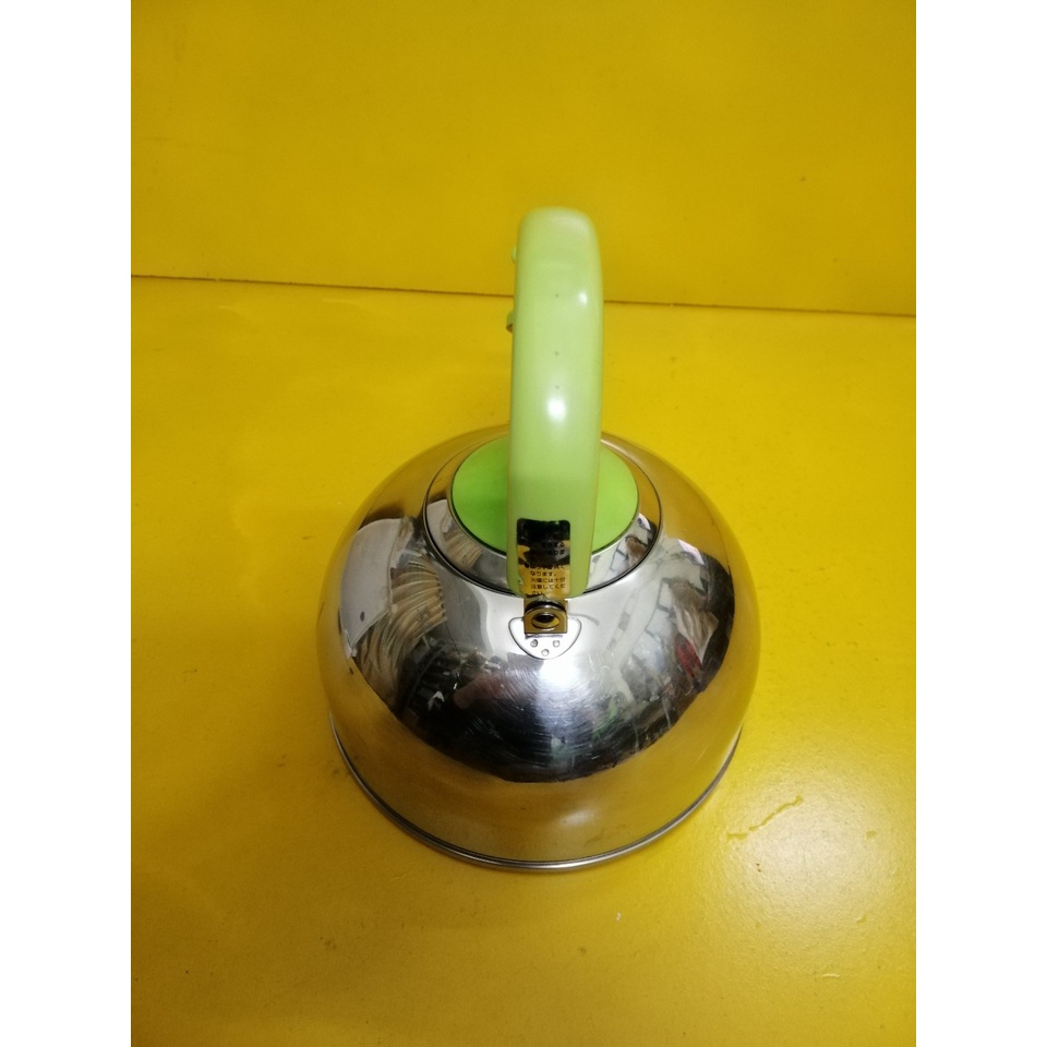 Ấm inox có còi hú nội địa Nhật (made in Japan) (2L) (mã 850), Dùng được bếp từ