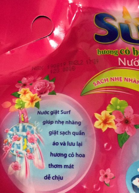 NƯỚC GIẶT SUFT CỎ HOA/ sương mai 3,8kg mgiá bìa 123k sx 19/8/2019 mẫu mới