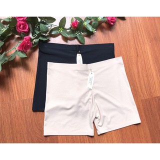 QUẦN MẶC VÁY ĐÚC THÔNG HƠI