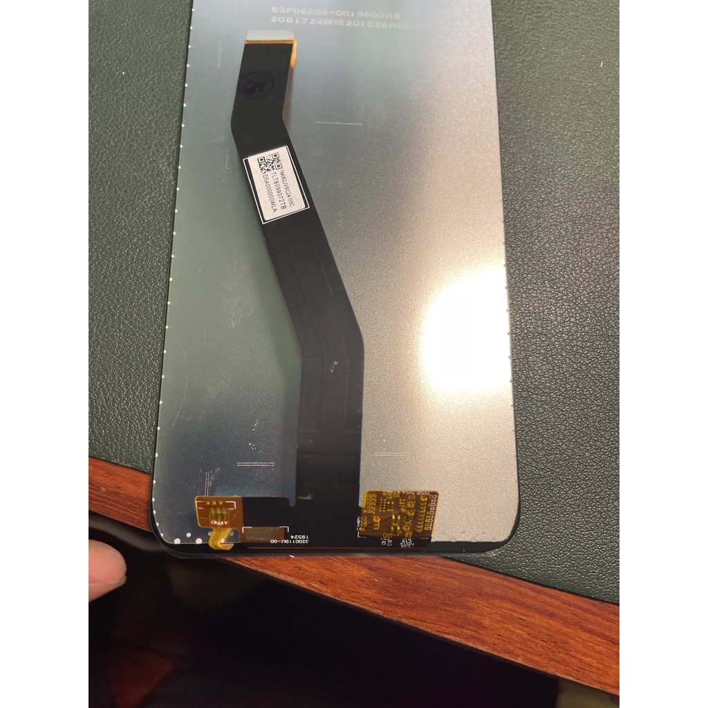 Màn Hình Xiao Mi Redmi 8/8Atặng Kèm Bộ Sửa 8 Trong 1 Và Keo Dán Màn