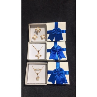 Combo 12 hộp để nhẫn , dây , bông 6,5x6,5cm , hộp để được vòng trẻ em