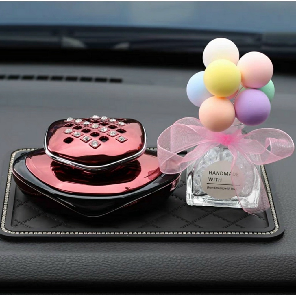 Nước hoa trang trí nội thất ô tô cao cấp, Nước hoa đính đá để Taplo ô tô khử mùi,sang trọng,có mùi thơm dịu quyến rũ