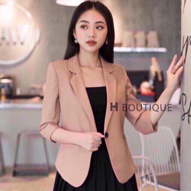 Áo vét thiết kế tay lỡ