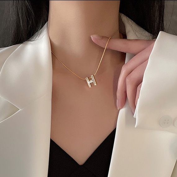 Dây Chuyền Thép Titan Không Phai Màu Thiết Kế Mặt Chữ Phong Cách Hàn Quốc Đơn Giản Dễ Phối Đồ