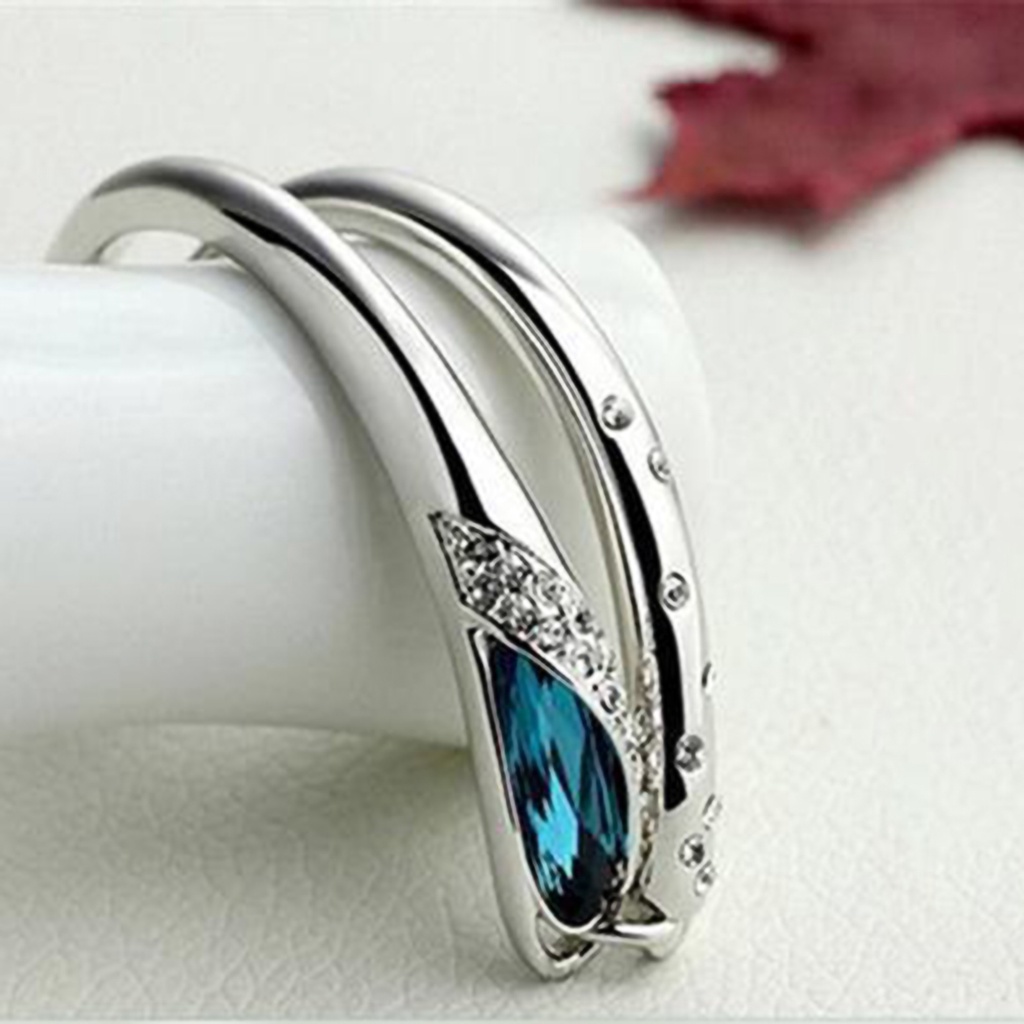 Lắc tay hợp kim đính đá xanh dương tuyệt đẹp cho nữ