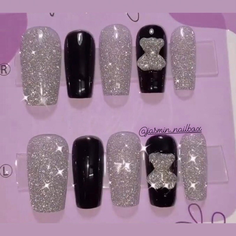 Nailbox thiết kế sẵn mẫu đính charm