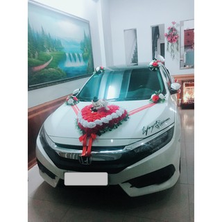 Hoa cưới trang trí xe dâu mẫu trái tim có gấu hoa hồng đỏ viền trắng, đế hít nam châm, cam kết hình thật 100%