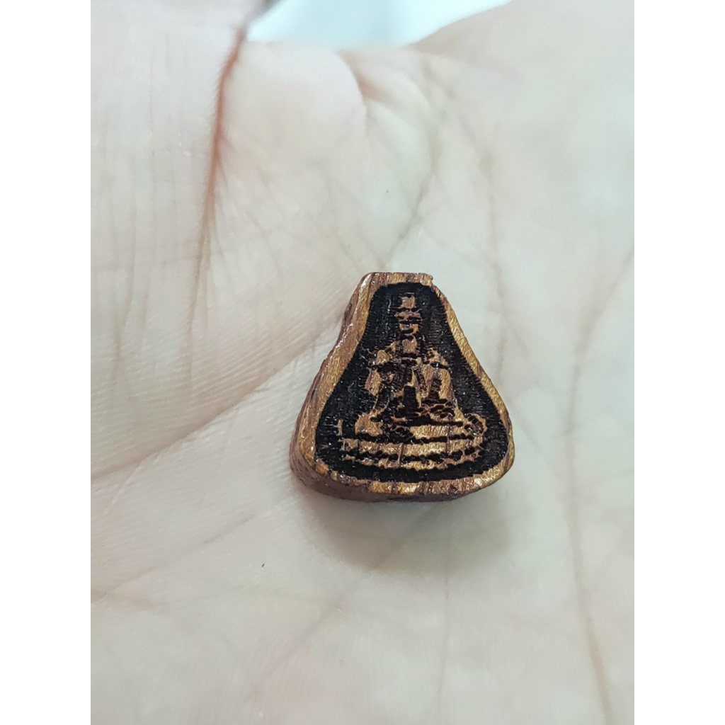 Mặt phật quan âm khắc gỗ làm vòng vòng tay handmade