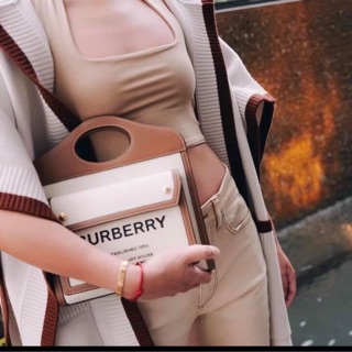 Túi xách nữ đeo chéo ngọc trinh màu trắng viền nâu fullbox nam châm