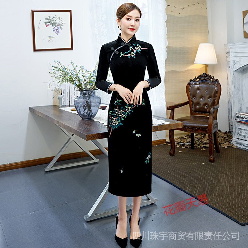 Sườn Xám Cách Tân Bằng Vải Nhung Màu Vàng Đồng Năm 2021 Thời Trang Mới Cho Nữ Trung Niên