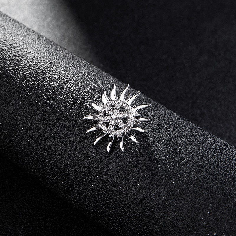 Ghim cài áo Vest Nam Lapel Pin thời trang hình Bông hoa Hướng Dương đính đát kích thước 3,3cm GH-300