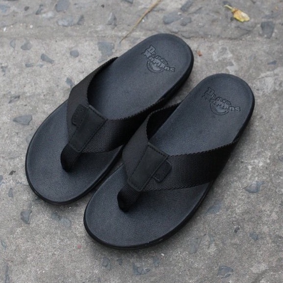 Dép Kẹp Dr Martens MaNa G989 Thai Lan