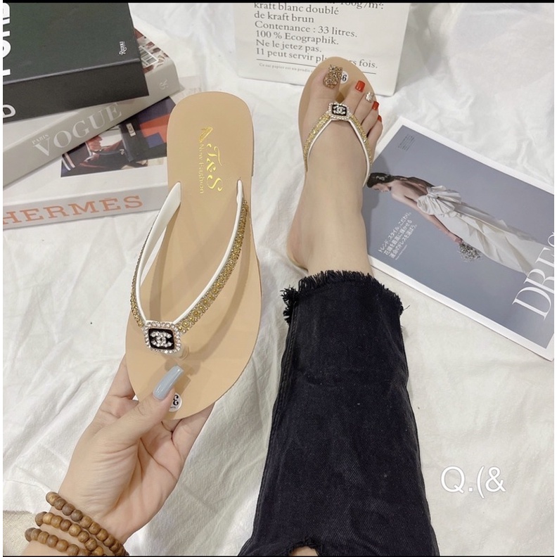 Dép kẹp xỏ ngón đính đá CN size 36/39 siêu sang mà cực dễ mang