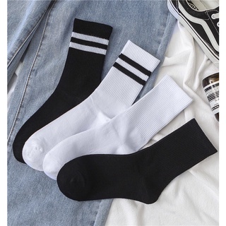 Tất hai sọc unisex trắng đen cao gần bắp