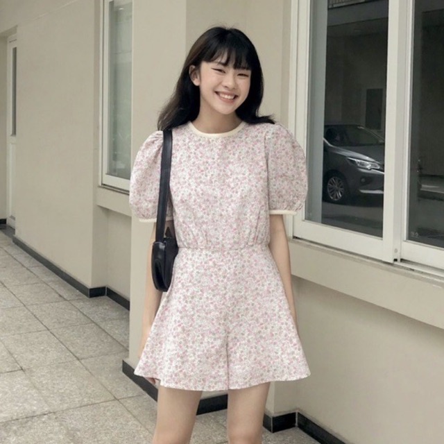 Sibling House - Jumpsuit hoa nhí tay phồng cổ tròn JOCO JUMP