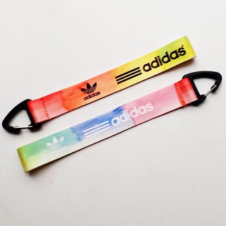 Móc khóa xe máy satin in thương hiệu adidas