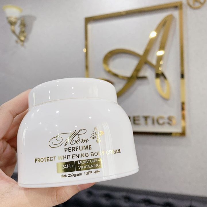 Kem Body Mềm Nước Hoa 2020 Acosmetics-Kem Dưỡng Trắng Da Toàn Thân Cao Cấp ⭐ 250gram | Thế Giới Skin Care