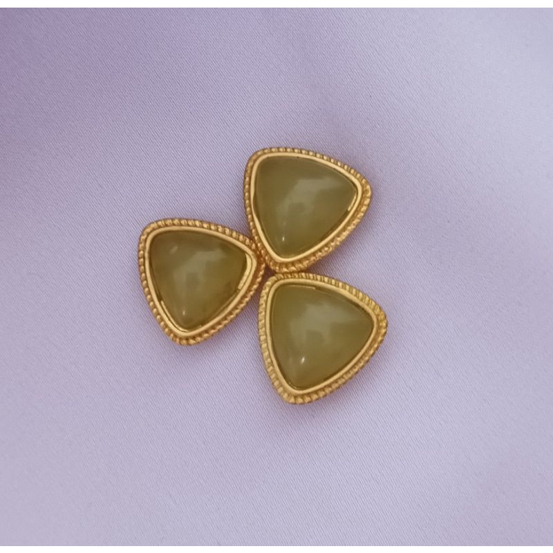 Charm Nepal hình tim hạt châu đỏ, xanh ngọc, vàng làm vòng