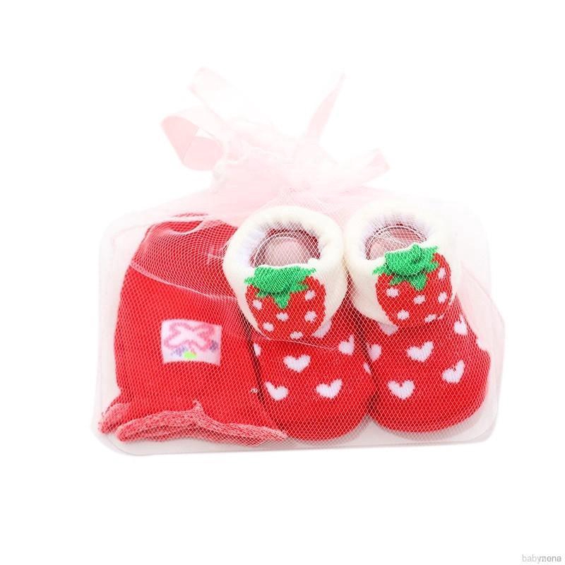 Bộ gồm đôi tất và đôi găng tay cotton xinh xắn cho bé