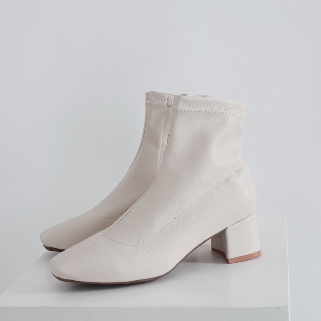 Giày bốt da cổ thấp Leather Ankle Boots