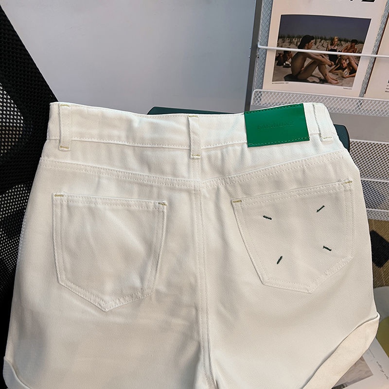 Quần Đùi Denim Ống Rộng Chữ A Hình Gấu Mới Mùa Hè Cho Nữ