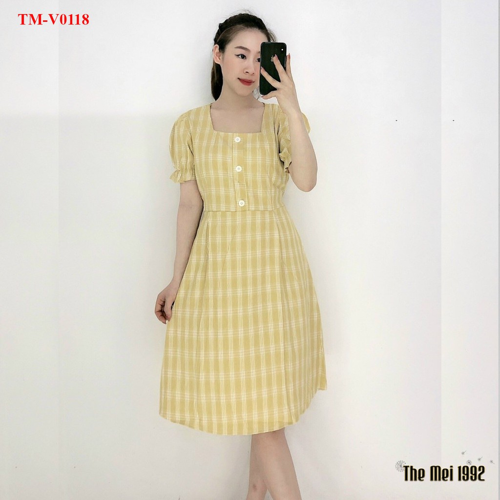 Đầm suông nữ The Mei 1992- Đầm công sở chất cotton mát kẻ caro cổ vuông đính cúc bo ống tay siêu xinh | BigBuy360 - bigbuy360.vn