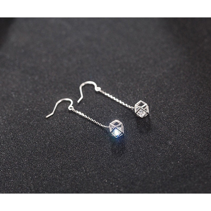 Khuyên Tai Hình Khối Nước Thông Minh Mạ Bạc Sterling E Cho Nữ