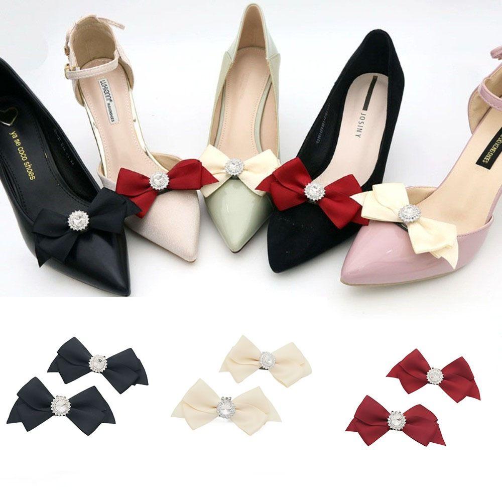 .Set 2 Phụ Kiện Trang Trí Giày Cao Gót Cho Cô Dâu