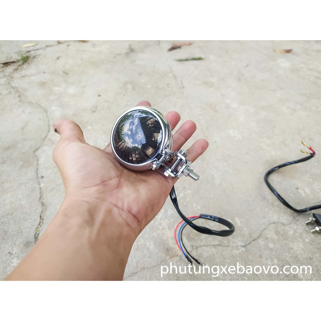 Đèn hậu classic kim loại tròn