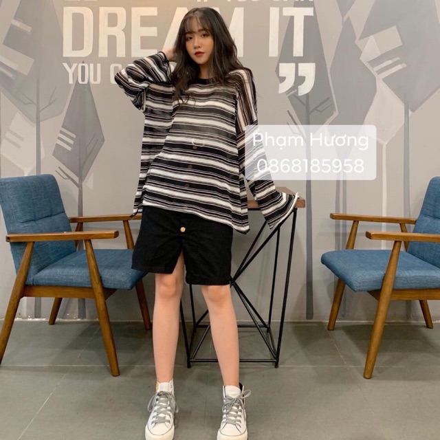 Áo len giấy kẻ dáng thụng