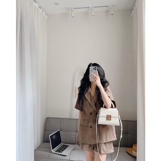 Set blazer cộc tay 4 khuy kèm quần Samhyewear Thời Trang Nữ